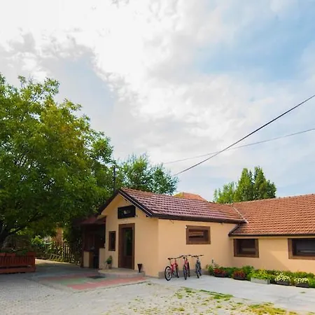 Chess Bed & Breakfast 3*