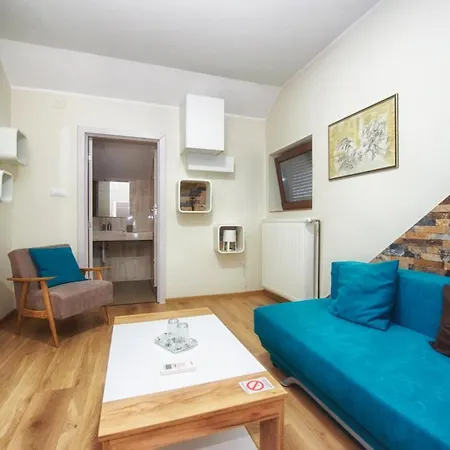 Bed & Breakfast Chess