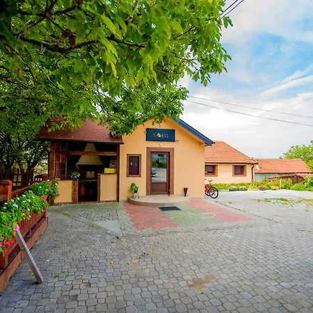 Bed & Breakfast Chess 3*