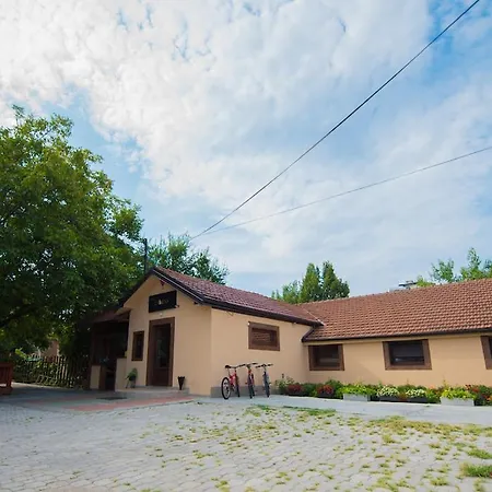 Chess Bed & Breakfast Belgrade